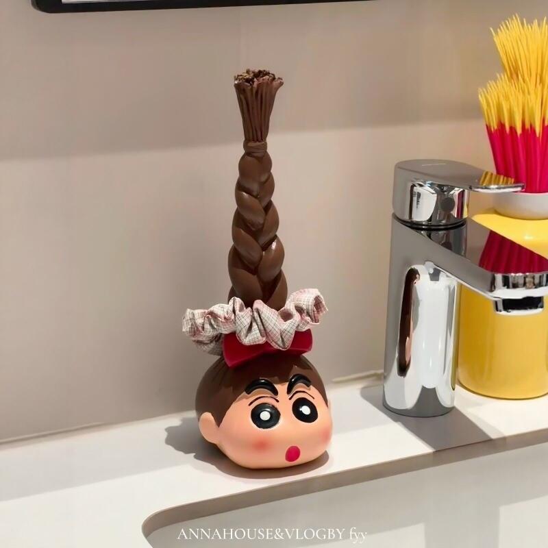 Kawaii Crayon Shin Chan Langer – Desk Setup Organization Bewertung und Preis